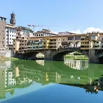 Ponte Vecchio Luxury Suite